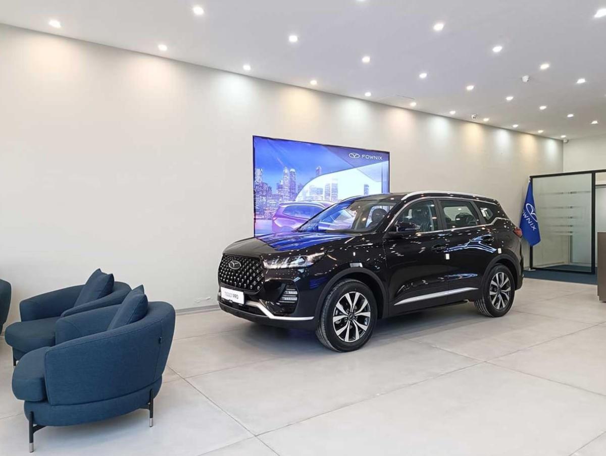 نمایشگاه مدیران خودرو خسروانی - نمای داخلی - خودرو تیگو.jpg