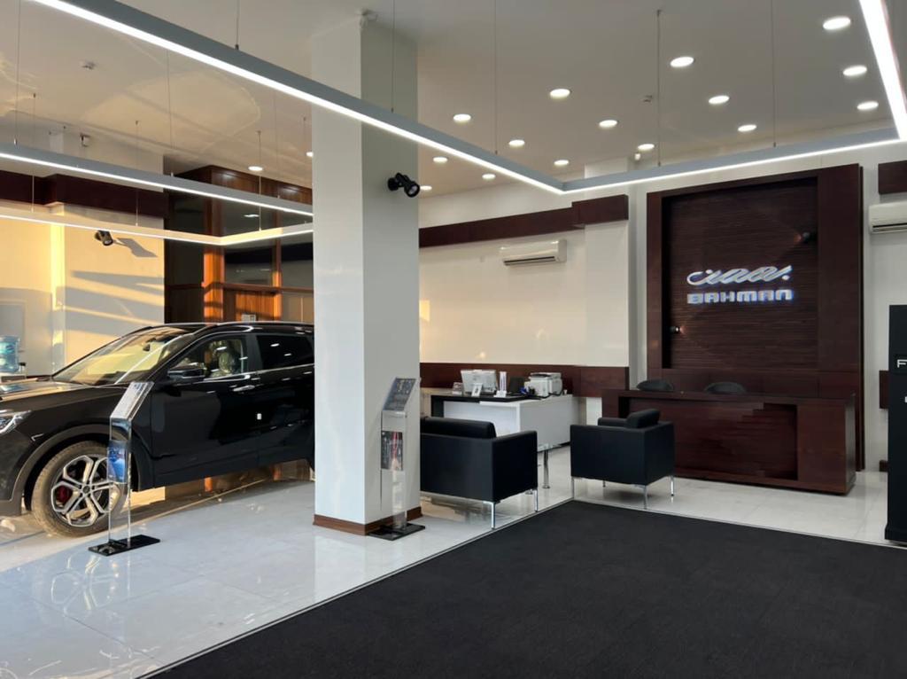 نمایشگاه گروه بهمن موتور در سعادت آباد.jpeg