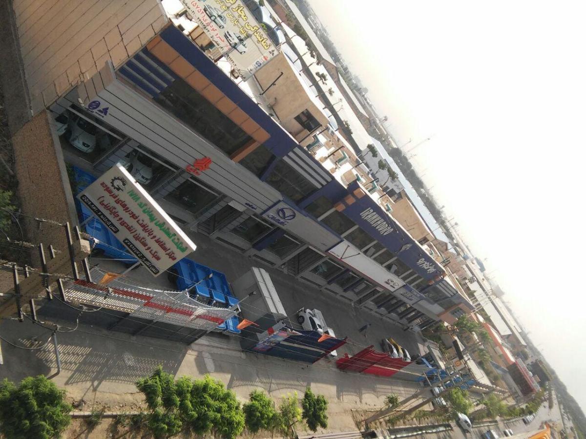 نمایندگی ایران خودرو 5062.jpg