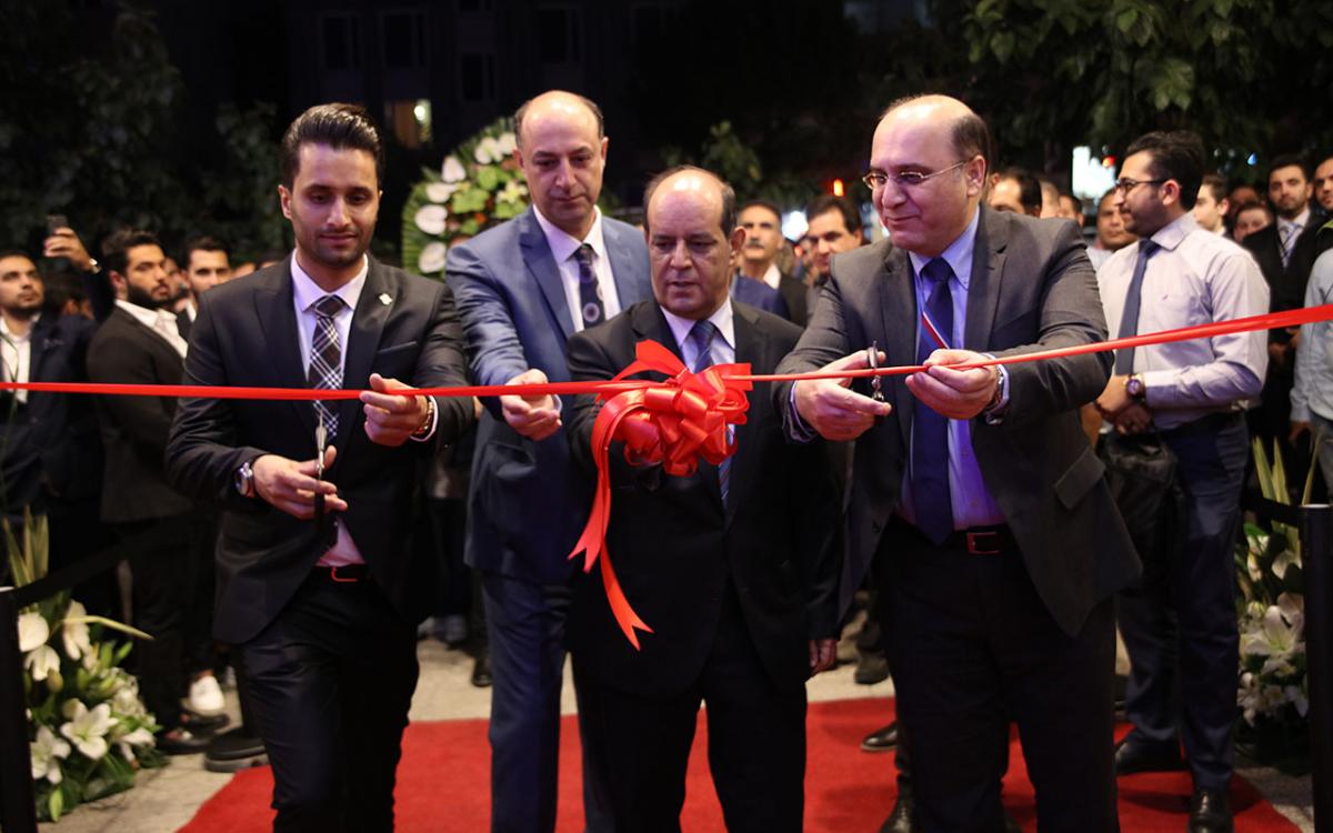 نمایندگی بی ام و اشرفی اصفهانی - کد 125 - 2.jpg