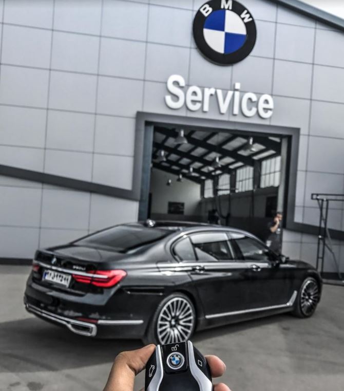 نمایندگی بی ام و در اصفهان - 3 -.JPG