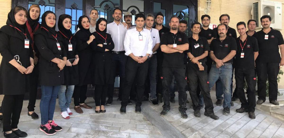 نمایندگی تویوتا و لکسوس قناد در خیابان امام خمینی اصفهان - کد 1006 - 4.jpg