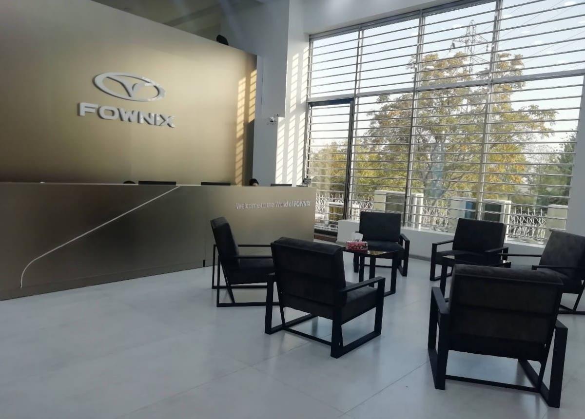 نمایندگی فروش محصولات فونیکس ستوده - فضای انتظار.jpg