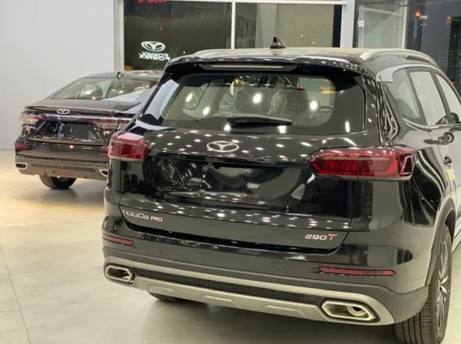 نمایندگی فروش محصولات فونیکس ستوده - کد 401 - نمای داخل - 2.jpg