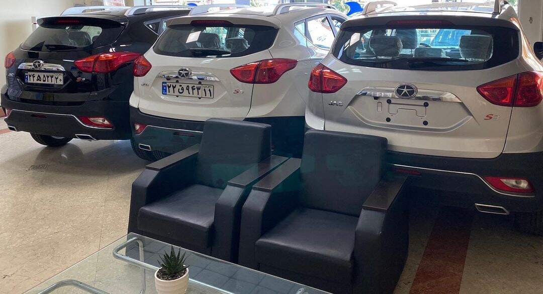 نمایندگی فروش و تعمیرگاه جک و لیفان کرمان موتور - کد 1713 - نمای داخلی.jpg