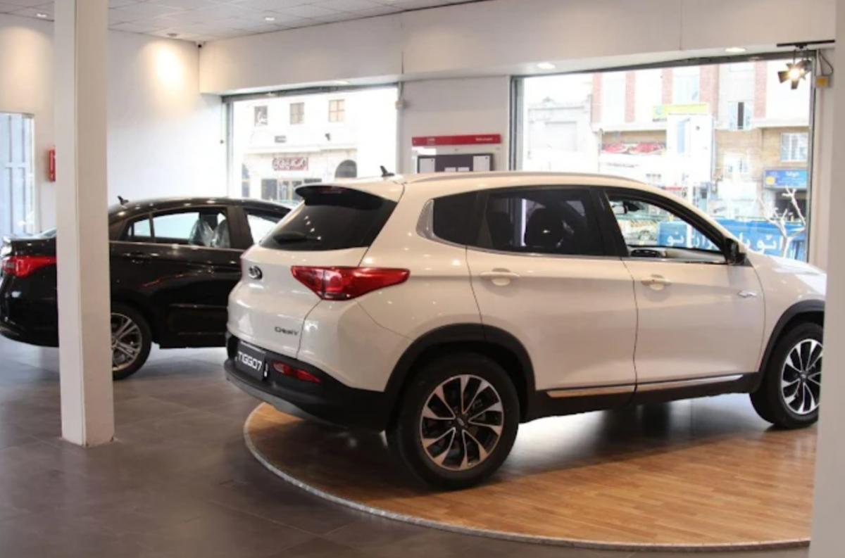 نمایندگی مدیران خودرو داريوش دهقان پور در خیابان دماوند - 3.jpg