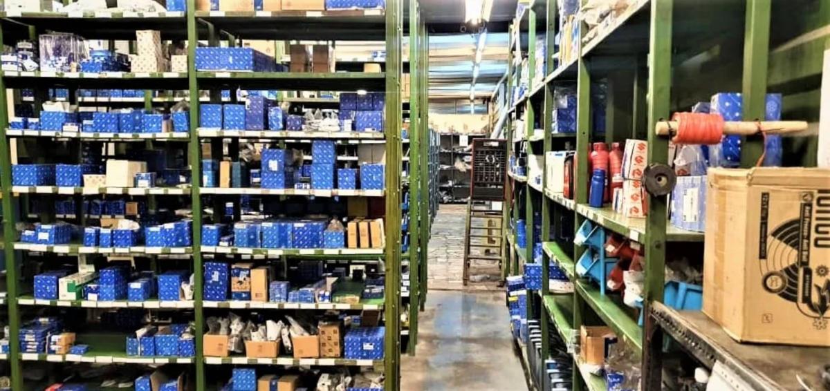 نمایندگی مدیران خودرو علی مرادی در جاده ساوه - کد 5041 - نمای تعمیرگاه - 2.jpg