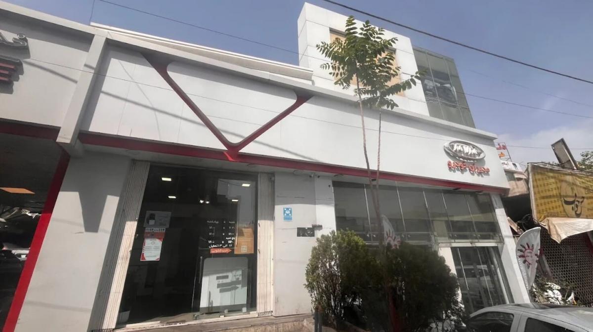 نمایندگی مدیران خودرو 114 در استاد حسن بنا.jpg