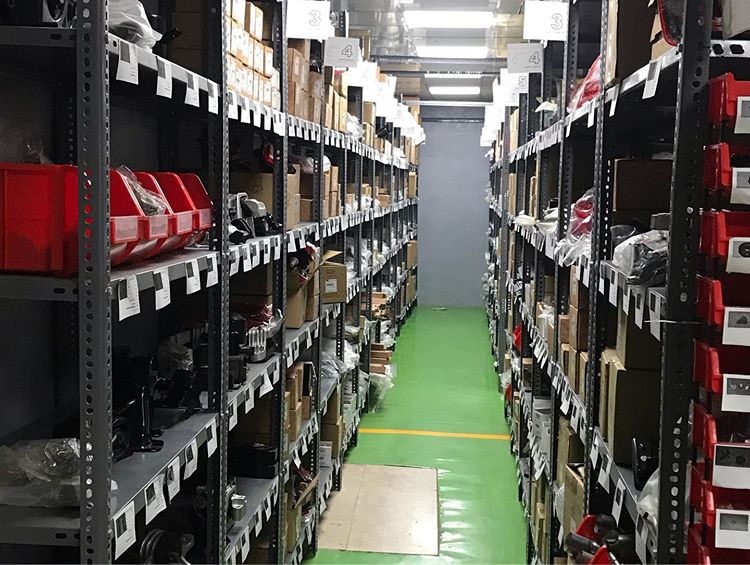 نمایندگی و تعمیرگاه ام وی ام و چری گودرزی - لوازم یدکی.jpg