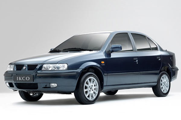 نمایندگی و تعمیرگاه ایران خودرو در خیابان مطهری - سمند.jpg