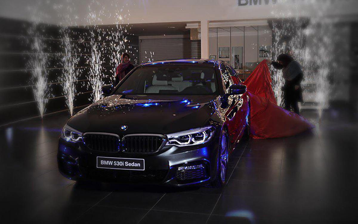 نمایندگی و تعمیرگاه بی ام و در کرمان 2.jpg