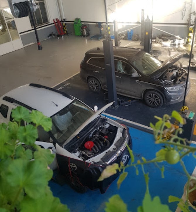 نمایندگی و تعمیرگاه رنو در تبریز - کد 131 (2).jpg