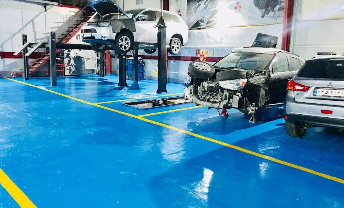 نمایندگی و تعمیرگاه میتسوبیشی حسینی - محیط تعمیرگاه.jpg