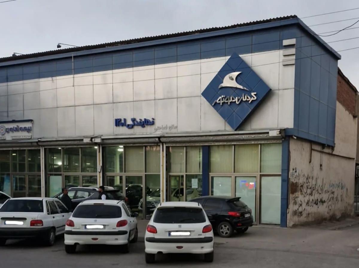 نمایندگی کرمان موتور 1201 در اردبیل - نمای ورودی - 2.jpg