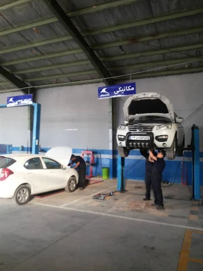نمایندگی 1301 کرمان موتور در اصفهان - نمای تعمیرگاه.jpg