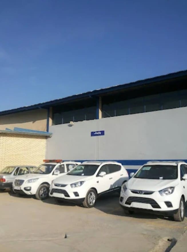 نمایندگی 1301 کرمان موتور در اصفهان - پارکینک.jpg