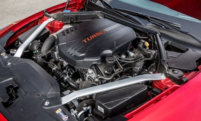 2020-KIA-STINGER-GT-0-60-Engine.jpg