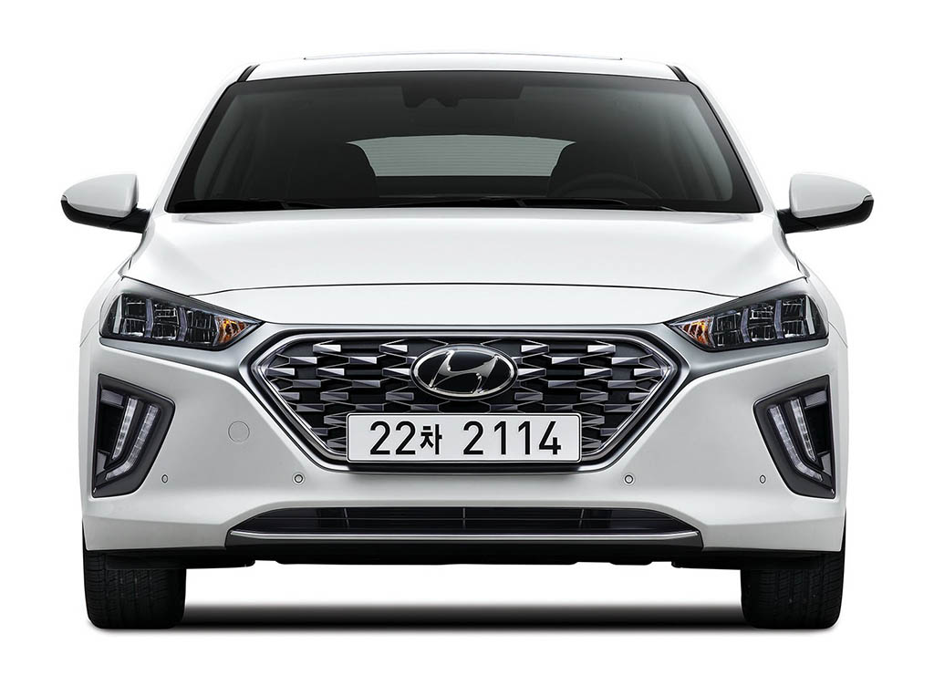 2020-hyundai-ioniq-hybrid-phev-4.jpg