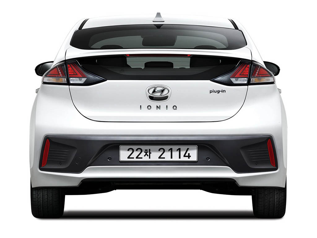 2020-hyundai-ioniq-hybrid-phev-5.jpg