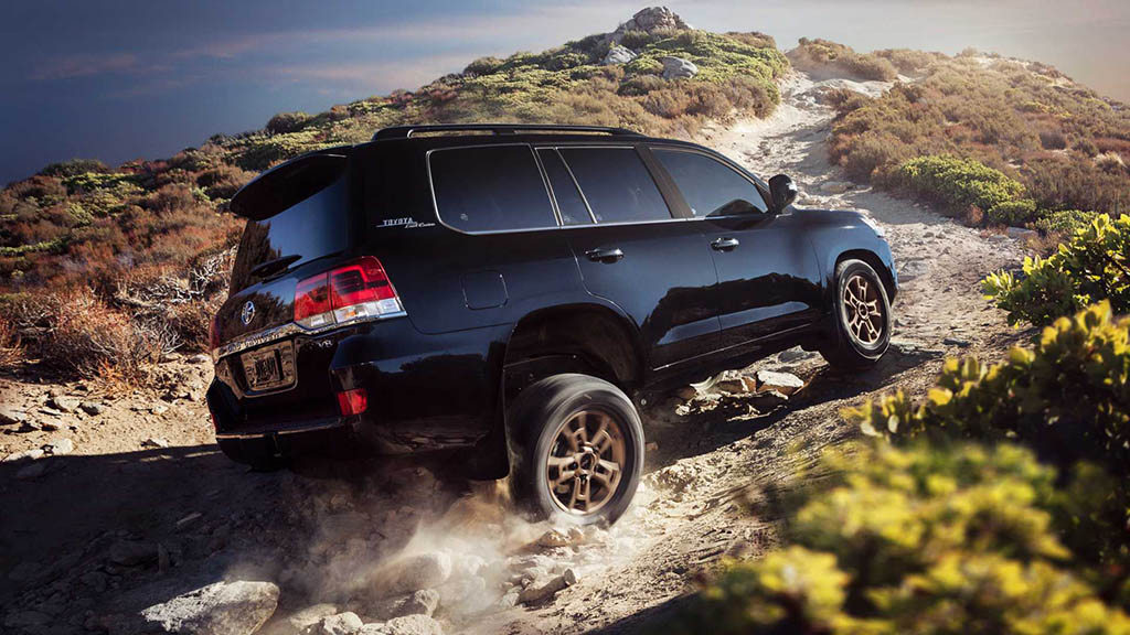 2020-toyota-land-cruiser-heritage-edition.jpg