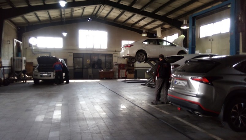 نمایندگی و تعمیرگاه تویوتا و لکسوس در تبریز