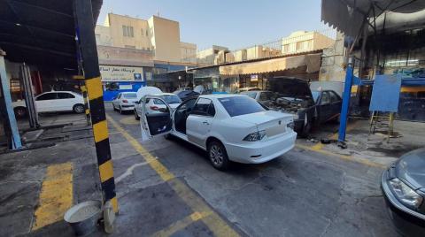 نمایندگی و تعمیرگاه ایران خودرو در میدان حر